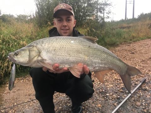 Pêche de l'aspe en Moselle Pêche de l'aspe en Moselle